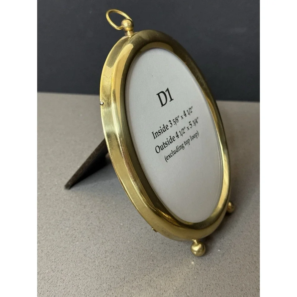 Vintage Oval MCM Brass Metal Picture Frame Gold Tone w/ Ball Feet 3.6 x 4.5 GUC